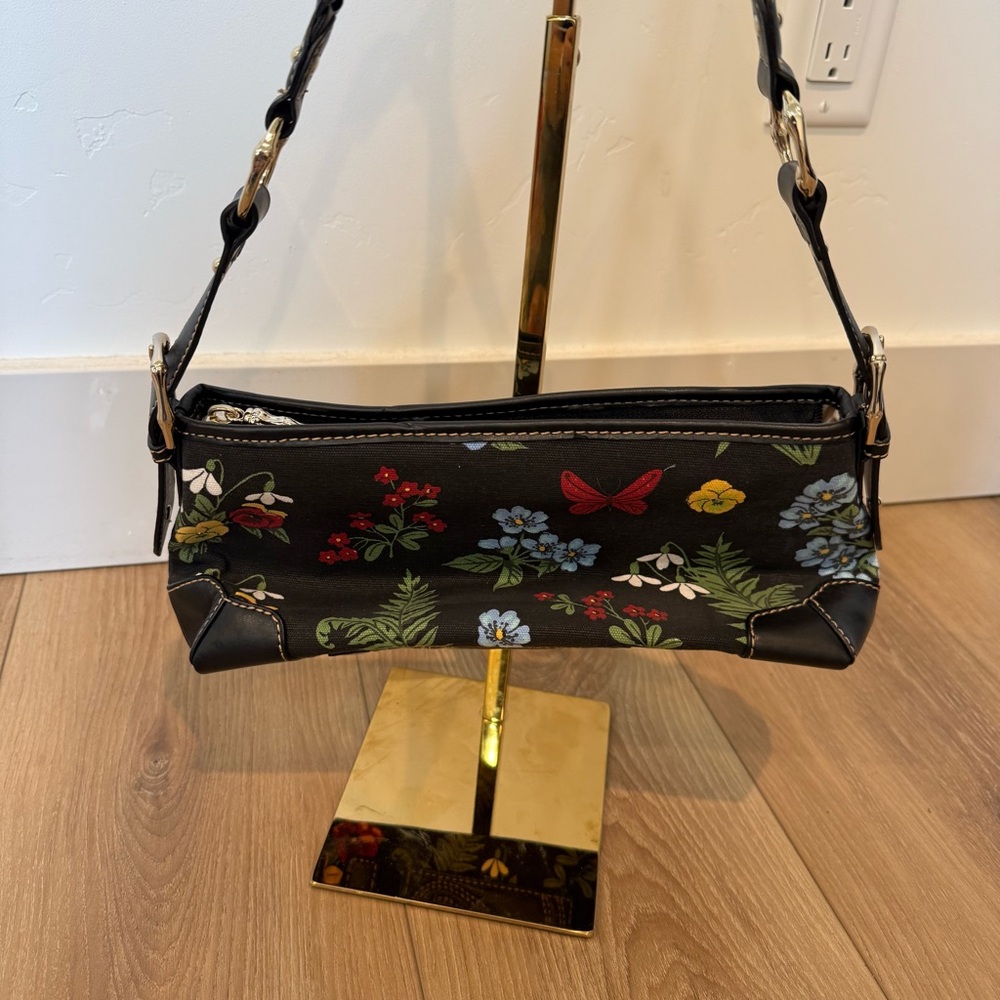 The Sak Floral Black Women's Shoulder Bag Y2K Butterfly Leather NWOT - Picture 4 of 12